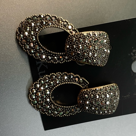 Kushals brand new earrings - Picture 4 of 7